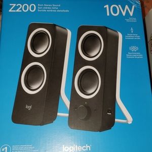 Brand new never used speakers